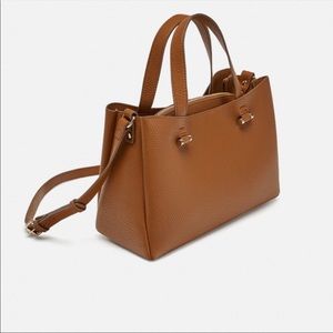 ZARA Zippered City Bag(Leather, Size:M)